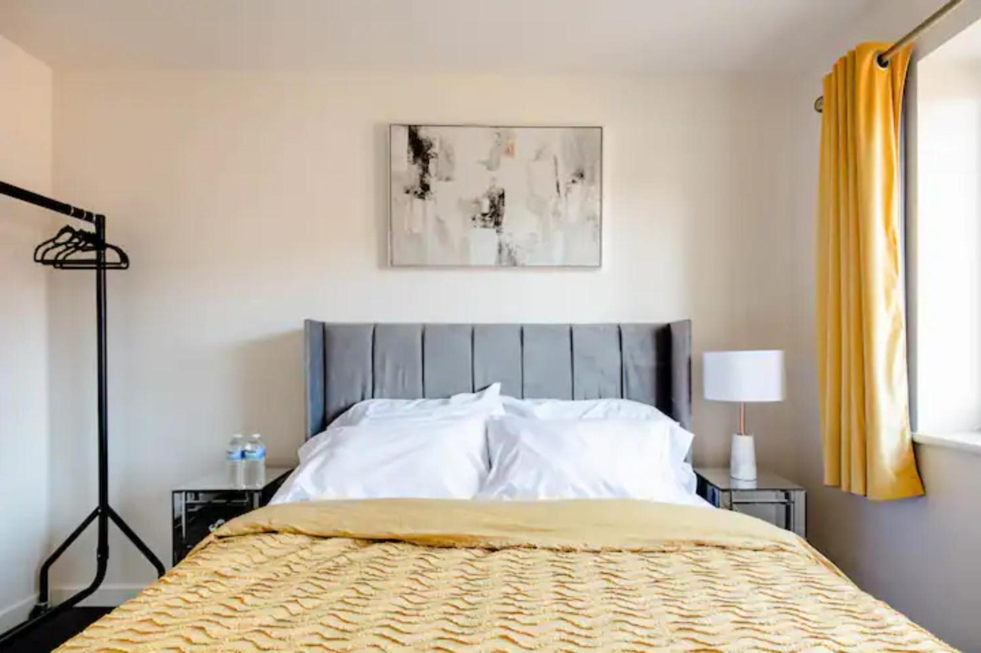 Stunning Private Room In A Home - Bathroom & Parking! Salford (Greater Manchester) Exterior foto
