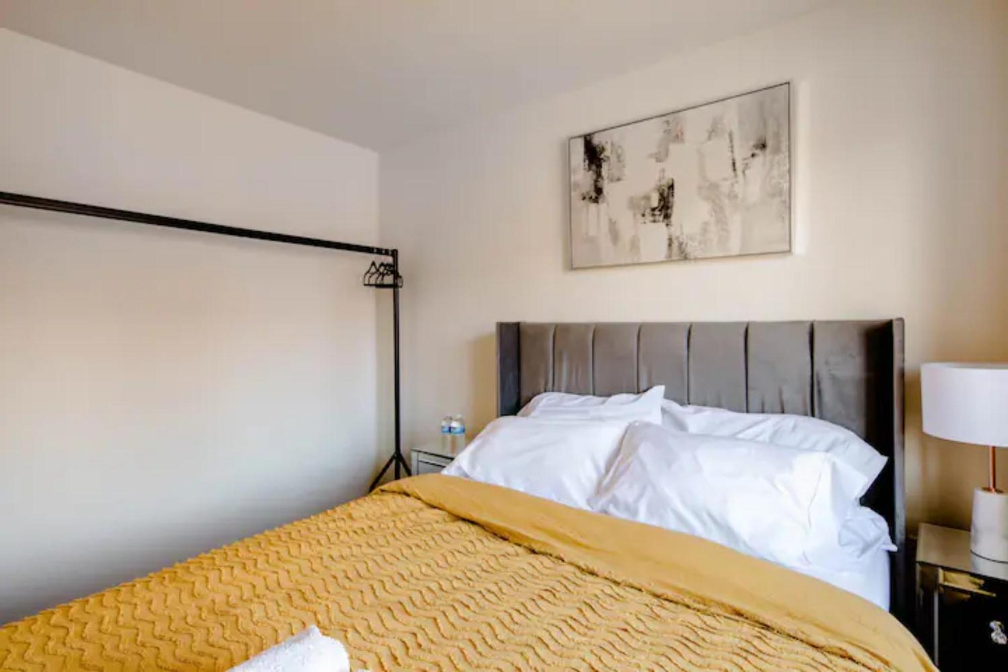 Stunning Private Room In A Home - Bathroom & Parking! Salford (Greater Manchester) Exterior foto