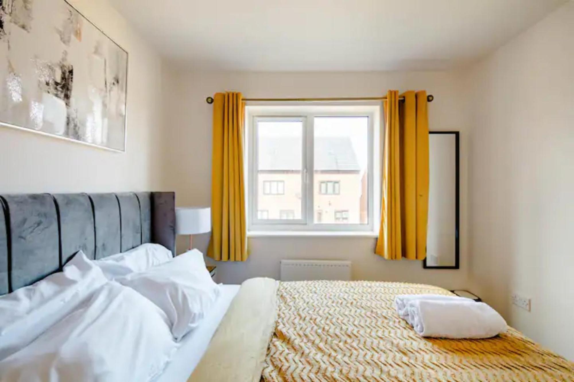 Stunning Private Room In A Home - Bathroom & Parking! Salford (Greater Manchester) Exterior foto